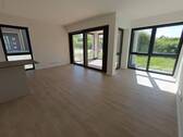 Musterbild Foto Ess- und Wohnzimmer EG - Etagenwohnung mit 86,00 m² in Flensburg zur Miete