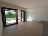 Musterbild Foto Balkonterrasse Ess- und Wohnzimmer EG - 