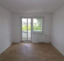 Für den kleinen Geldbeutel...günstige 2-RW mit Wanne u. Balkon!!! - Freiberg