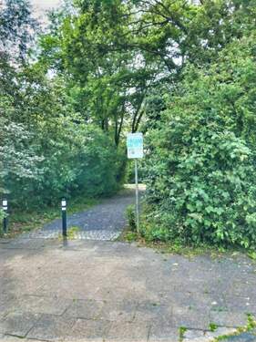 Grünanlagen am Haus - Etagenwohnung mit 61,00 m&sup2; in Duisburg zum Kaufen