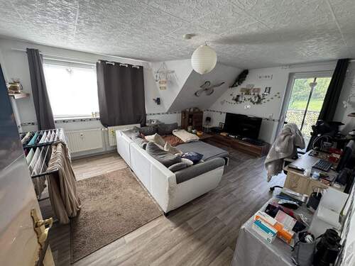 Wohnzimmer - 5 Zimmer Einfamilienhaus zum Kaufen in Bad Grund