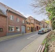 Großzügiges Zweifamilienhaus mit Innenhof, Halle und vielseitiger Nutzung - Selfkant - Hillensberg!