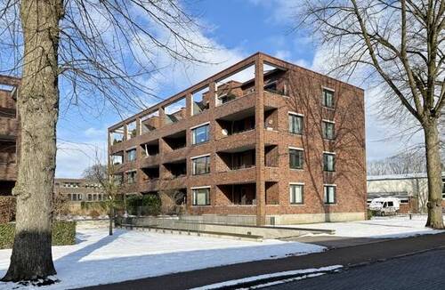Titelbild - PROVISIONSFREI Dachgeschosswohnung im Herzen Halstenbeks, große Loggia, Aufzug, Tiefgarage