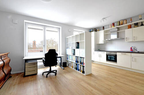 Wohn-: Esszimmer mit offener Küche_2 - 2 Zimmer Etagenwohnung in Halstenbek