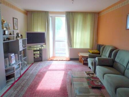 Wohnzimmer - 3 Zimmer Etagenwohnung zum Kaufen in Düren