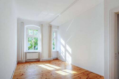 Zimmer 2 - 
