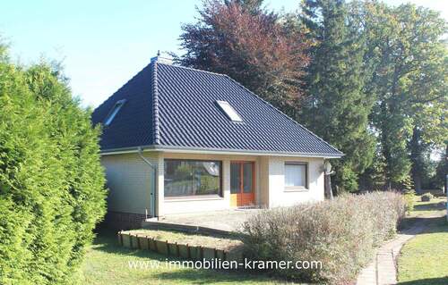 Perfekt ausgerichtete Zimmer (Wohnen u. Schlafen) - 3 Zimmer Einfamilienhaus in Hamburg