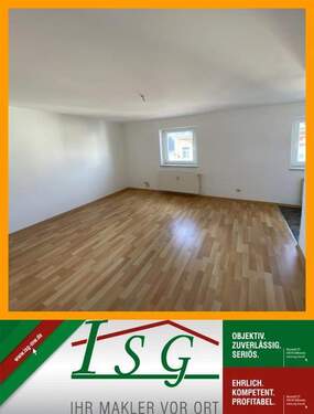 Wohnzimmer - AB 01.12.2025 - SANIERTE Kleine 1-Raum Wohnung mit Einbauküche