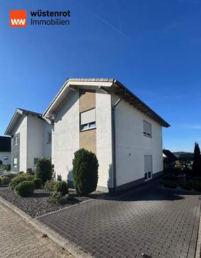 Außen - Doppelhaushälfte mit 105,00 m² in Nörtershausen / Pfaffenheck zum Kaufen