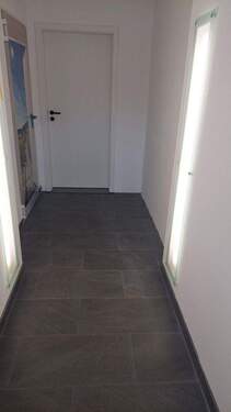 Eingangsbereich - Haus mit viel Platz - 1.600,00&nbsp;EUR Kaltmiete, ca.&nbsp; 155,00&nbsp;m&sup2;&nbsp;Wohnfl&auml;che