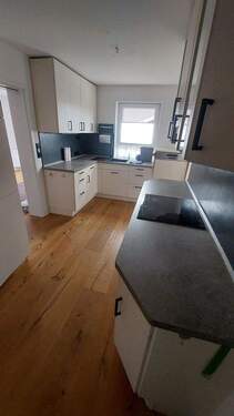 Küche - 7 Zimmer Mehrfamilienhaus, Wohnhaus in Kirchdorf an der Iller / Oberopfingen