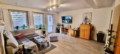 20260206_145739.jpg - Hochwertig renovierte 3-Raum Wohnung auf der Sonnenseite und mit Stellplatz