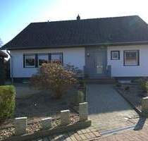 Modernisiertes Einfamilienhaus mit Einliegerwohnungspotenzial und großem Garten - Burg (Dithmarschen)