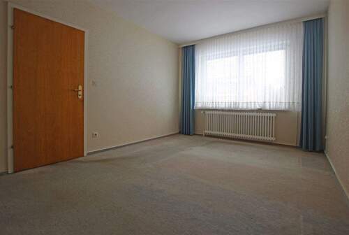 Schlafzimmer 1 im EG - Bild 2 - 