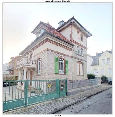 Ansicht - TOLLES TOSKANA ZWEIFAMILIENWOHHAUS IN WIESBADEN, VERMIETET ABER MIT VERSCHIEDENEN MÖGLICHKEITEN