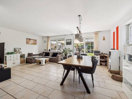 Wohnbereich - 4 Zimmer Doppelhaushälfte zum Kaufen in Hasloh