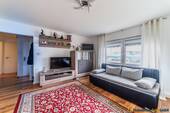 Wohnzimmer - Etagenwohnung mit 71,70 m² in Ingolstadt zum Kaufen