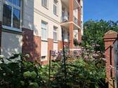 Vorgarten - Mehrfamilienhaus, Wohnhaus in Halle (Saale) zum Kaufen
