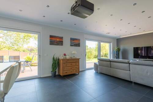 Wohn- und Küchenbereich - 1 Zimmer Mehrfamilienhaus, Wohnhaus in Berlin