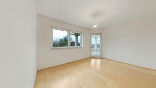 Schlafzimmer mit Balkonzugang - 