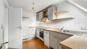 2. OG Küche 1 - Maisonette-Wohnung mit ausgebautem Spitzboden und viel Tageslicht