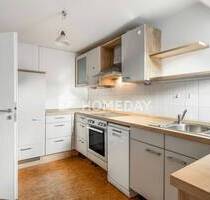 Maisonette-Wohnung mit ausgebautem Spitzboden und viel Tageslicht - Stade