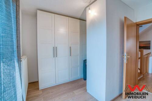 Ankleide im Schlafzimmer - 