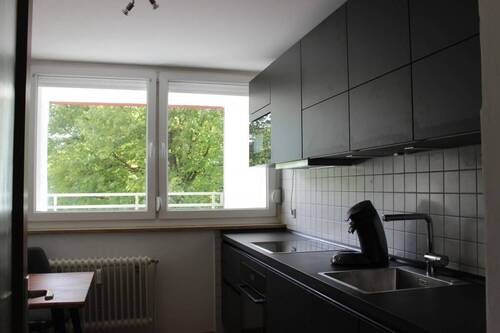 Küche mit Einbauküche - Etagenwohnung mit 60,00 m² in Regensburg zum Kaufen