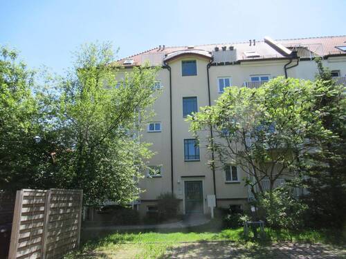 Außenansicht - 1 Zimmer Etagenwohnung zur Miete in Zwickau