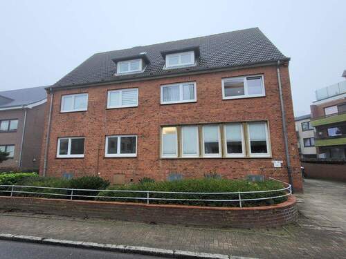 Objektansicht - Nähe Kurpark: Renovierte 2,5-Zimmer-Wohnung mit PKW-Stellplatz in 23611 Bad Schwartau