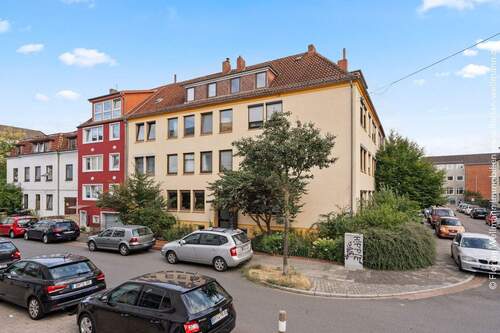 Bild 2 - Mehrfamilienhaus, Wohnhaus zum Kaufen in Bremen