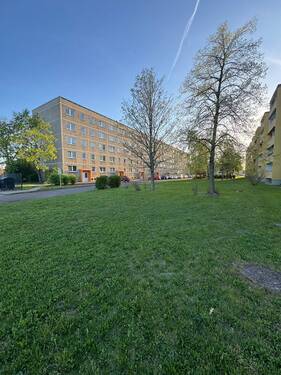 Außen 4 Dessau.jpeg - 