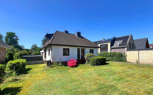 SCHRICK IMMOBILIEN: Zuhause in Ahrensburg - Waldgut Hagen - 5 Zimmer Einfamilienhaus zum Kaufen in AHRENSBURG - WALDGUT HAGEN
