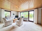 Gartenzimmer mit Großen Fenstern (auch als separate Einliegerwohnung nutzbar) - 