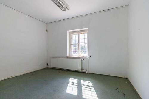 Büro 2 - 