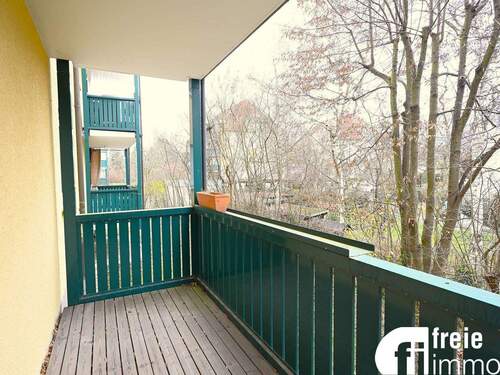 Balkon - Etagenwohnung mit 43,90 m&sup2; in Dresden zum Kaufen