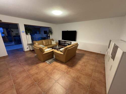 Wohnzimmer/Zugang Wintergarten - 