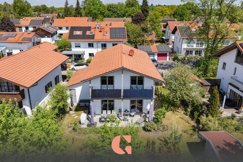 Blick auf das Haus - Modernes EFH mit viel Platz + Süd-Garten