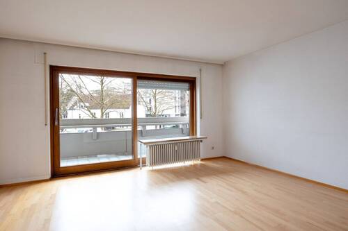Wohnzimmer - 2 Zimmer Etagenwohnung zur Miete in Konstanz