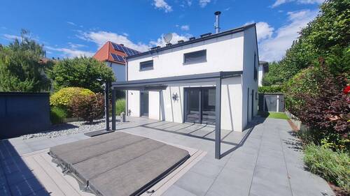 Südansicht - TOP modernes Einfamilienhaus mit hochwertiger Ausstattung - 90513 ZIRNDORF