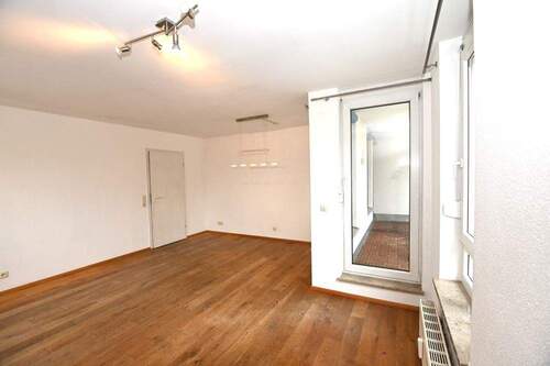 Wohn/Esszimmer - 
