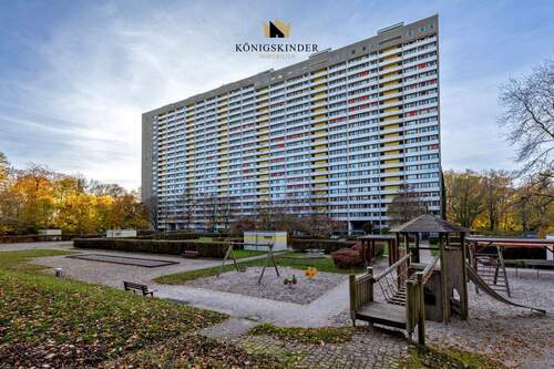 Aussen_DSC6111 - Zuhause im Grünen: Helle 2,5-Zi-Wohnung mit Ausblick und Ruheoase im Herzen von Stuttgart-Asemwald