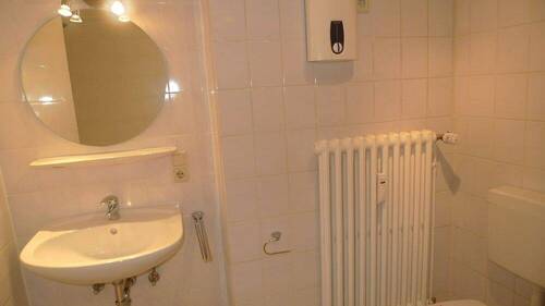 Bad - Etagenwohnung mit 30,00 m² in Trier zur Miete