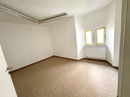 Büro 3 - 