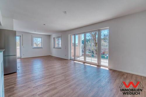 Wohnbereich - Etagenwohnung mit 97,40 m&sup2; in Kirchseeon zur Miete