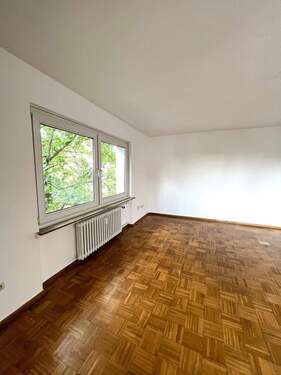 Zimmer 1 Ansicht 2 - 3 Zimmer Etagenwohnung zum Kaufen in Göttingen