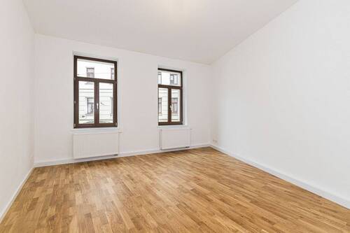 Schlafzimmer - Charmante 2-Zimmer-Wohnung mit großzügiger Wohnküche