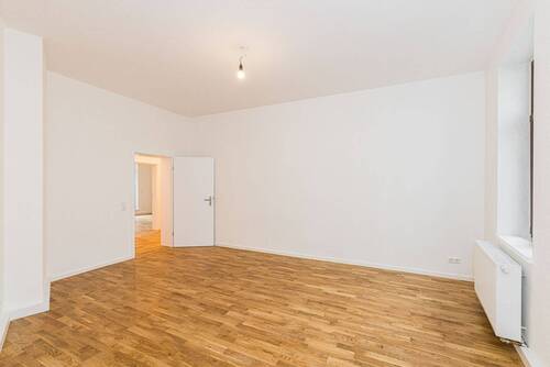 Schlafzimmer - 2 Zimmer Etagenwohnung zum Kaufen in Leipzig