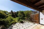 Terrasse mit Blick in den Garten - 4 Zimmer Reihenmittelhaus zum Kaufen in Holzkirchen