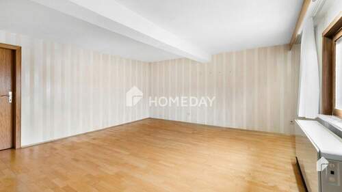 1. OG Schlafzimmer 2 - 